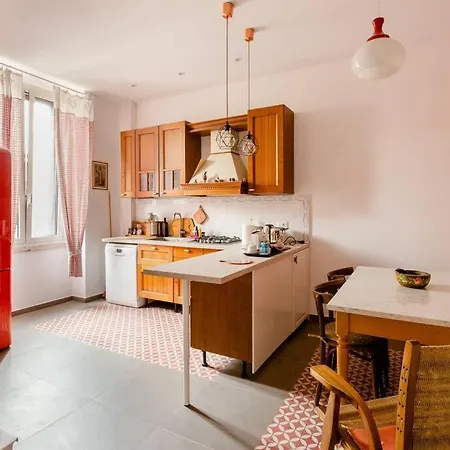 Casa Jole, In Centro