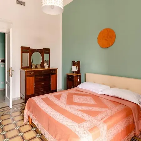 Casa Jole, In Centro